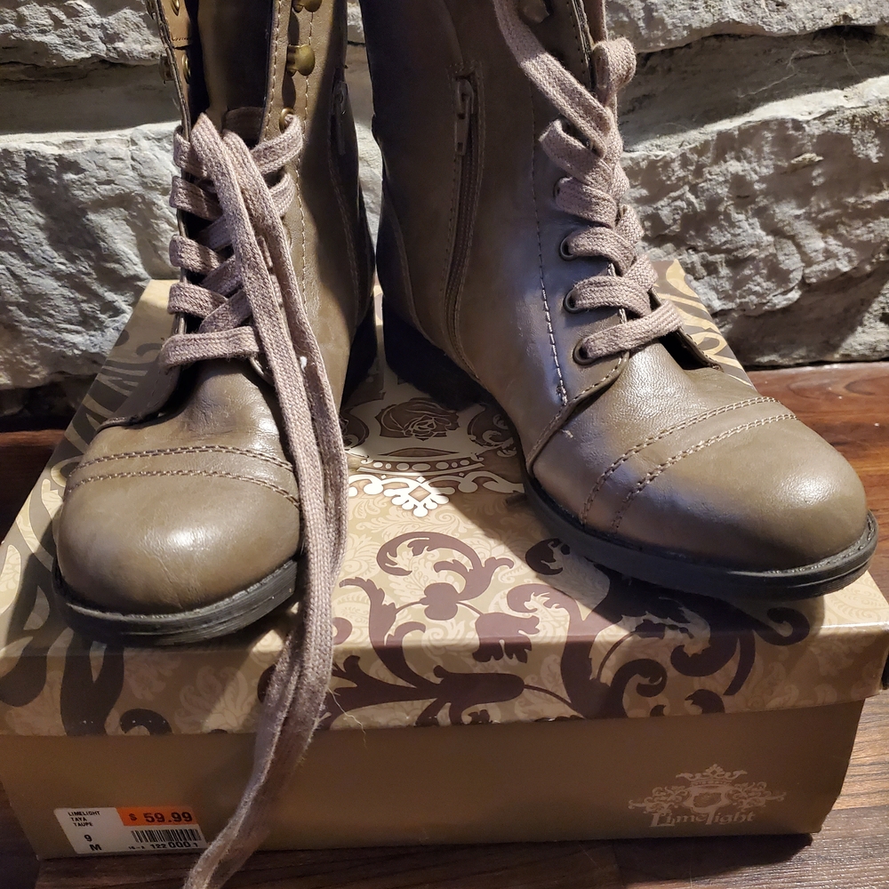 Limelight Brown Lace Up Boots
